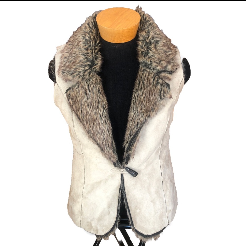 Fever tan and Brown Faux Fur and suede festival western Vest size large
